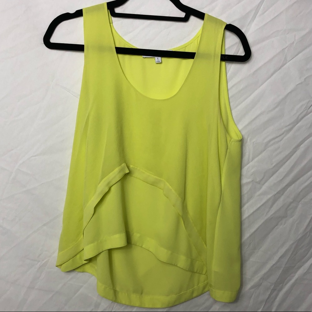 lime green tank top